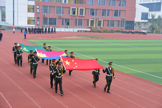 “團(tuán)結(jié)拼搏，打造百年新華” 臨沂新華二〇一八年春季田徑運(yùn)動(dòng)會(huì)隆重舉行 第 2 張