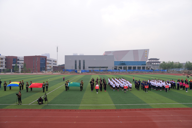 “團(tuán)結(jié)拼搏，打造百年新華” 臨沂新華二〇一八年春季田徑運(yùn)動(dòng)會(huì)隆重舉行 第 20 張