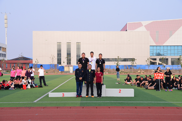 “團(tuán)結(jié)拼搏，打造百年新華” 臨沂新華二〇一八年春季田徑運(yùn)動(dòng)會(huì)隆重舉行 第 21 張