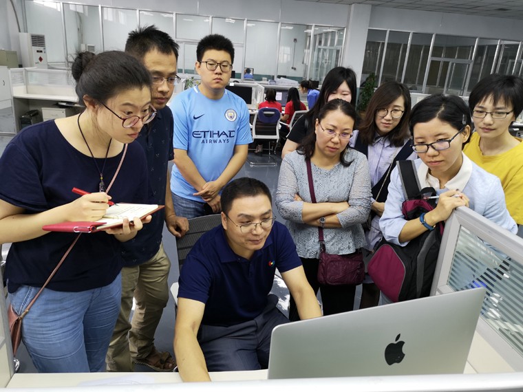 中國中醫(yī)藥出版社派員到集團進行交流學(xué)習(xí) 第 3 張