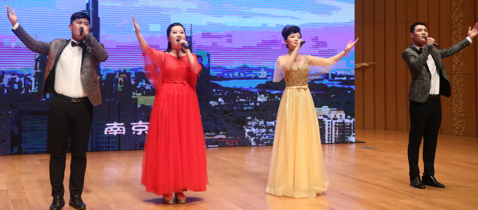 臨沂新華承辦“新華杯”全市國(guó)資系統(tǒng)“頌歌獻(xiàn)給黨 唱響國(guó)資情”慶七一歌詠比賽 第 3 張